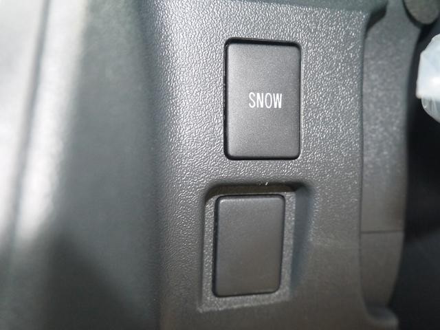 0700285A20260725W00115.jpg