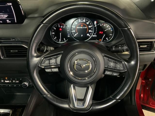0561150A30260910W00313.jpg