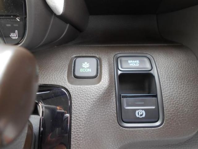 0900218A30260720W00206.jpg