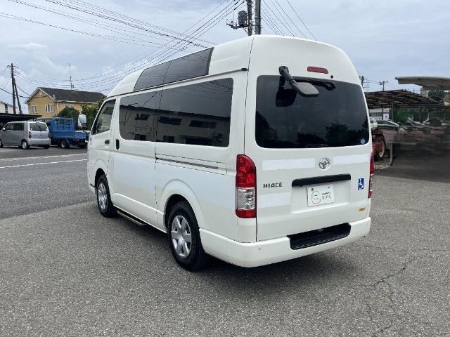7909e6cb97233a3944c3b0750c63926f.jpg