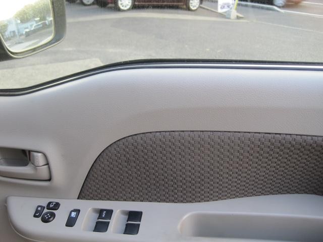 1101641A30260723W00213.jpg