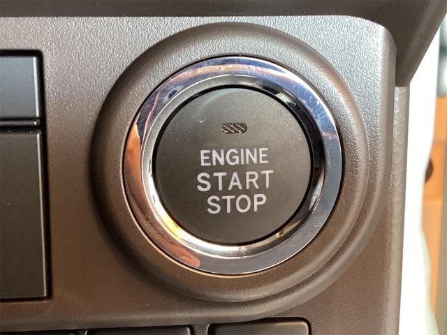 0704639A30260822W00214.jpg