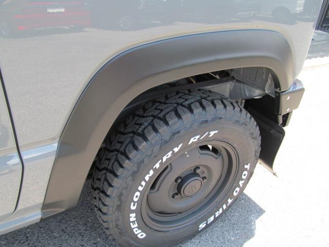 1020113A30260508W00115.jpg