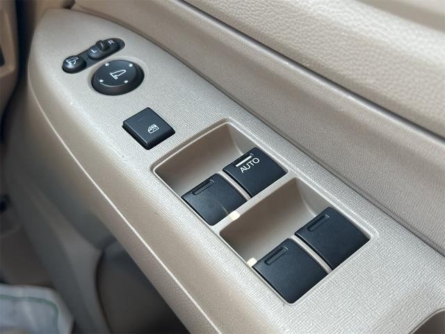 0403435A30260917W00510.jpg