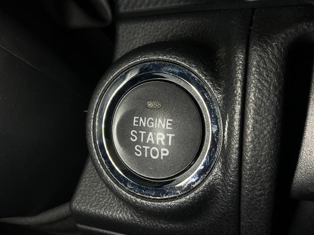 0561150A30260807W00317.jpg