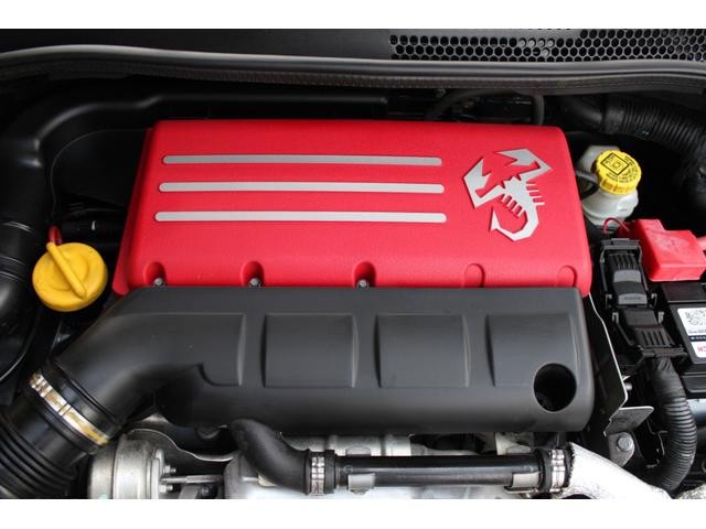 1101936A30260420W00111.jpg