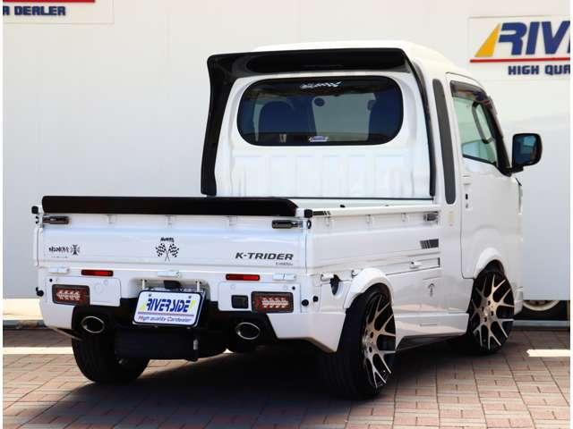 308aed39fbb34b12fb0f85fef7fbc943.jpg