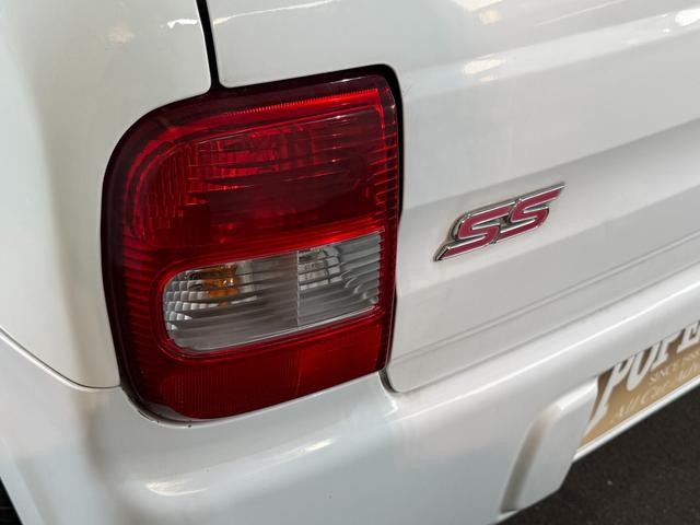 1020009A30260730W00211.jpg