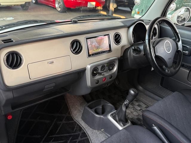 1020009A30260730W00213.jpg