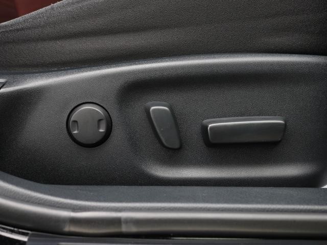 0509625A30260907W00405.jpg