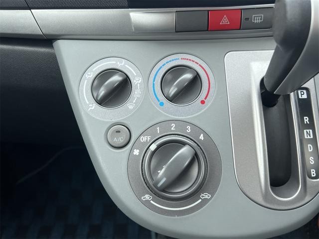 0506973A30261025W00207.jpg