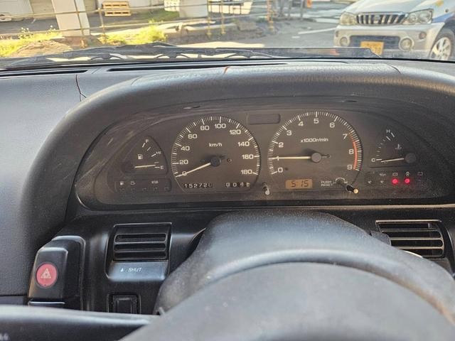 1010194A30261014W00316.jpg