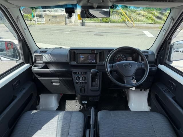 0700718A30260820W00109.jpg