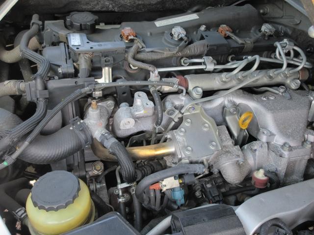 0600335A30260411W00118.jpg