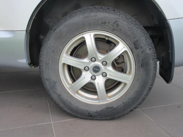 0903735A30260821W00215.jpg