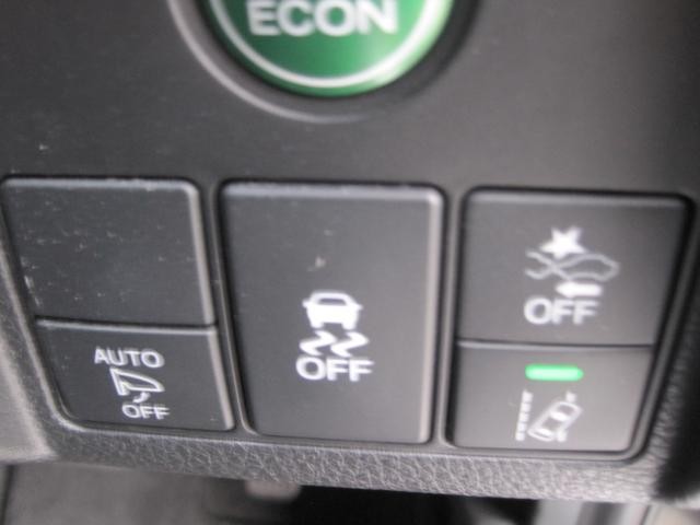 1101641A30260905W00417.jpg