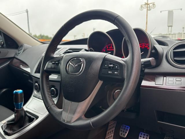 0504805A30261005W00319.jpg