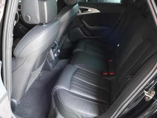 9200620A30260721W00114.jpg