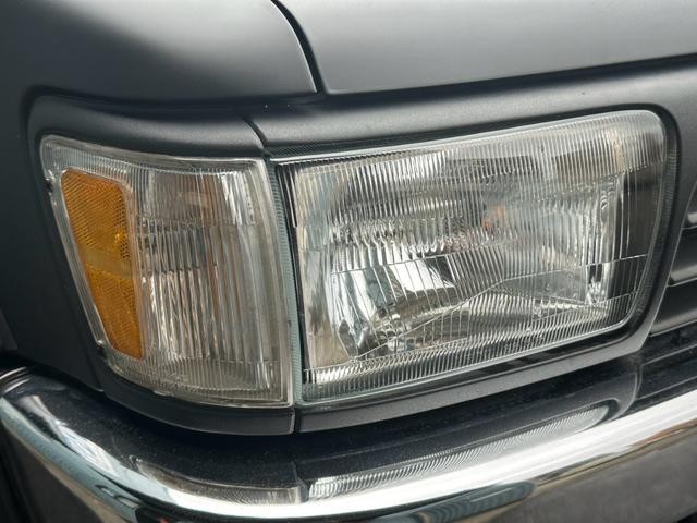0910107A30260723W00113.jpg