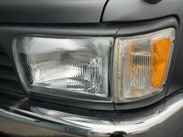 0910107A30260723W00114.jpg