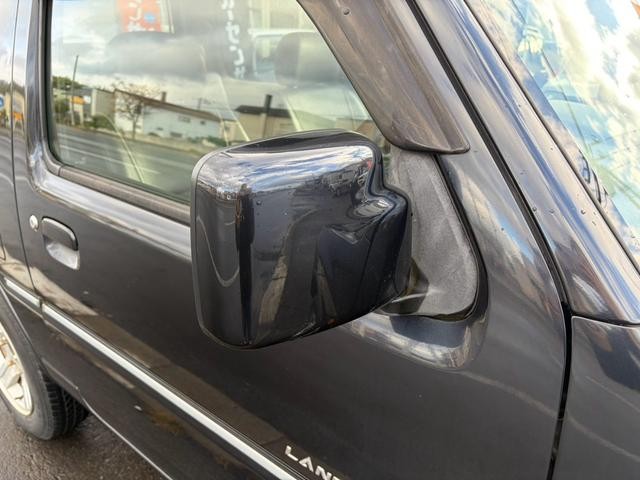 0303188A20261014W00619.jpg