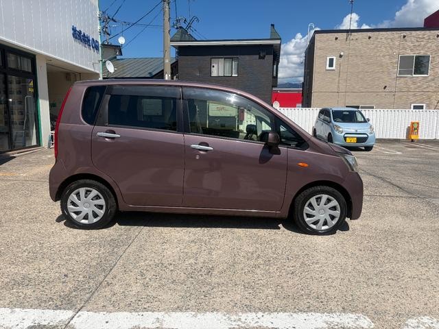 0904234A30260821W00603.jpg