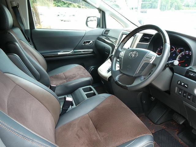 0560439A30260702W00215.jpg