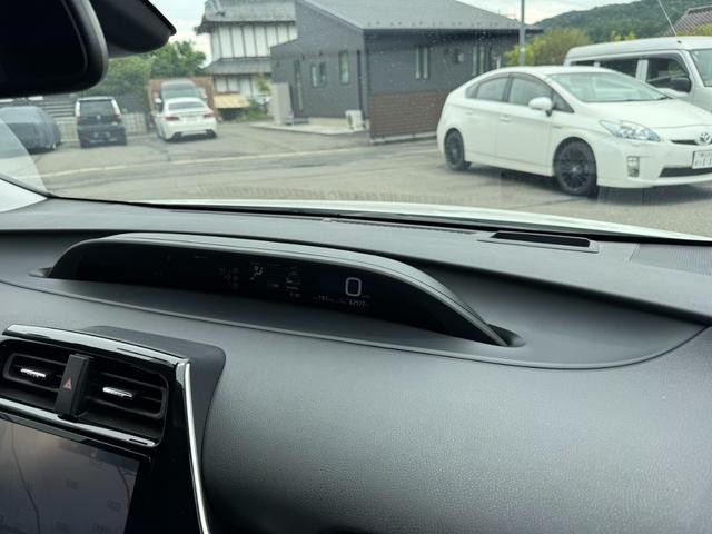 0904297A30260821W00317.jpg