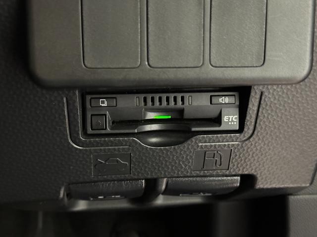 0509824A30260929W01204.jpg