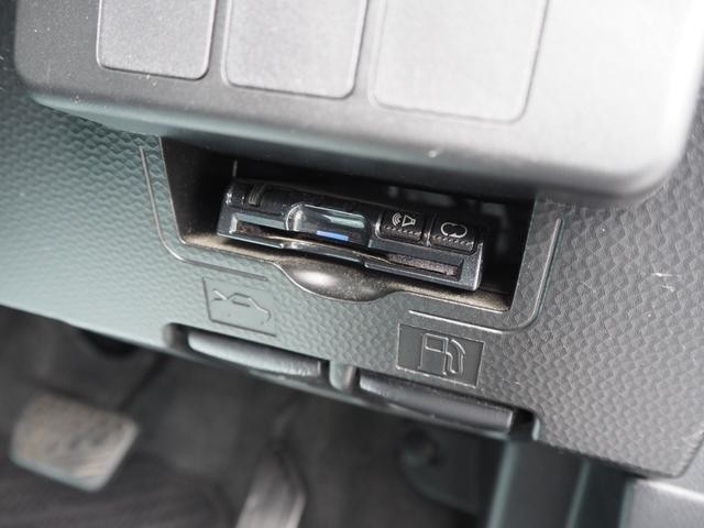 1201125A30260906W00114.jpg