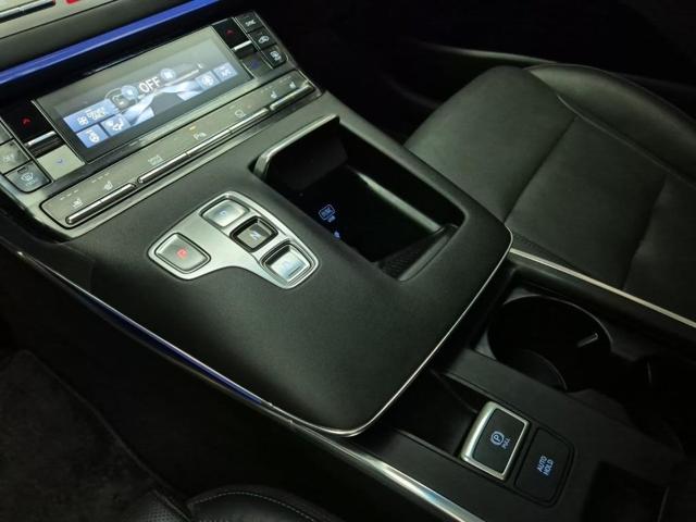 6041001479R8.jpg