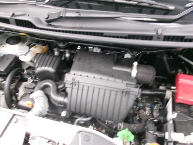 0902477A30261014W00215.jpg