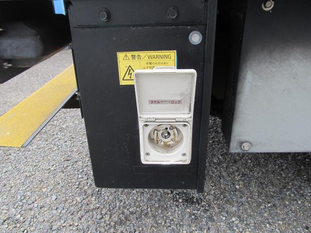 cfc298154592279f0d948ab704cfa386.jpg