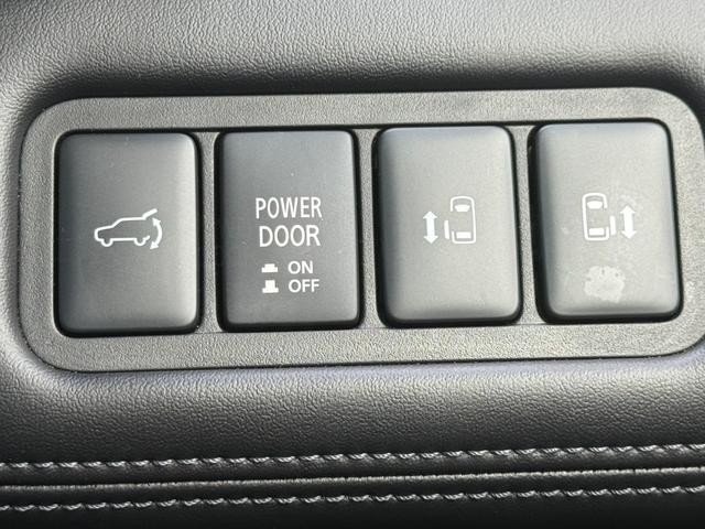 0700708A30260912W00218.jpg