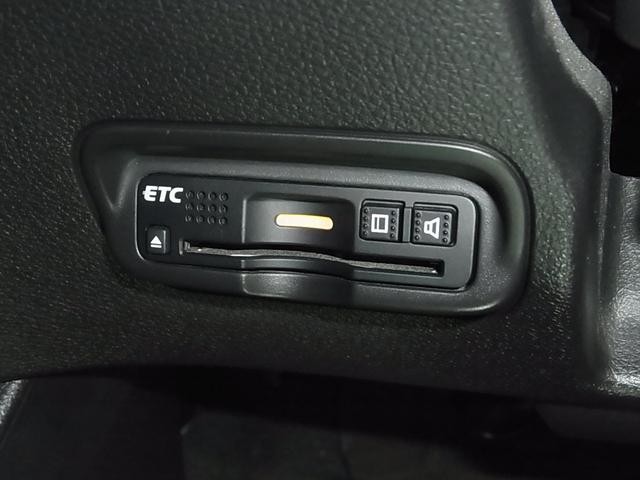 0500075A30260729W00118.jpg