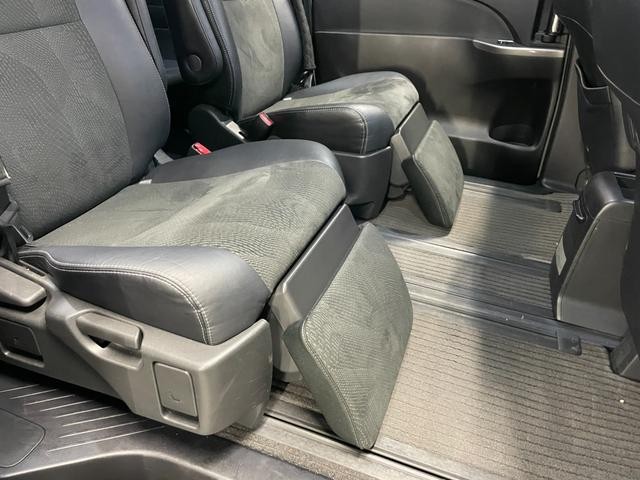 0505027A30261005W00315.jpg