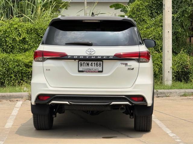 bc6471bc6a88a9a5483eee1e979644ca.jpeg