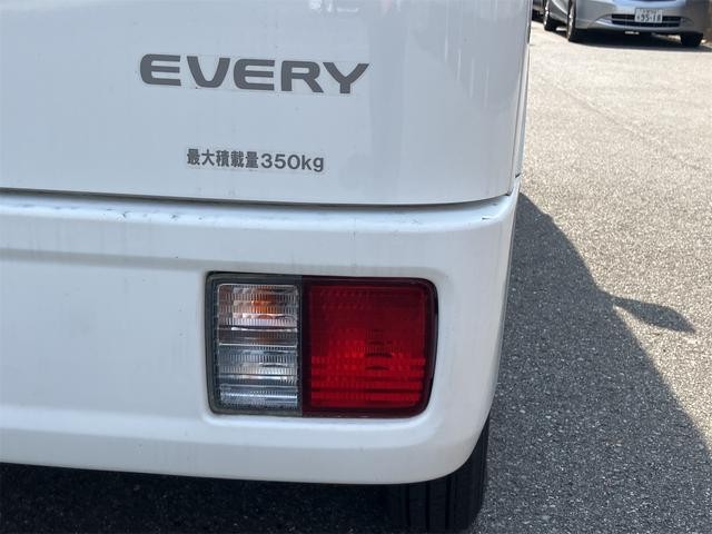 0707718A30260731W00114.jpg