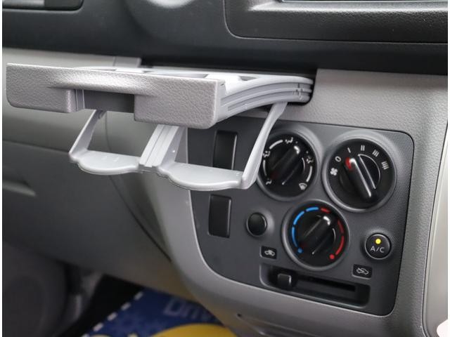 0500206A30260903W00110.jpg