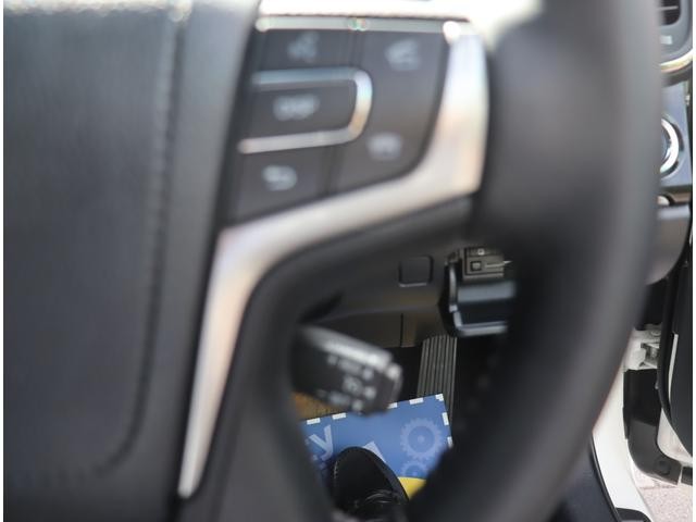 0500206A30260903W00215.jpg