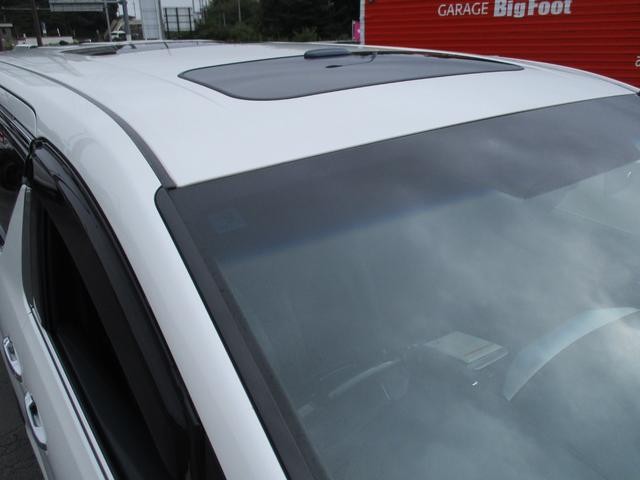 0402364A30261001W00215.jpg
