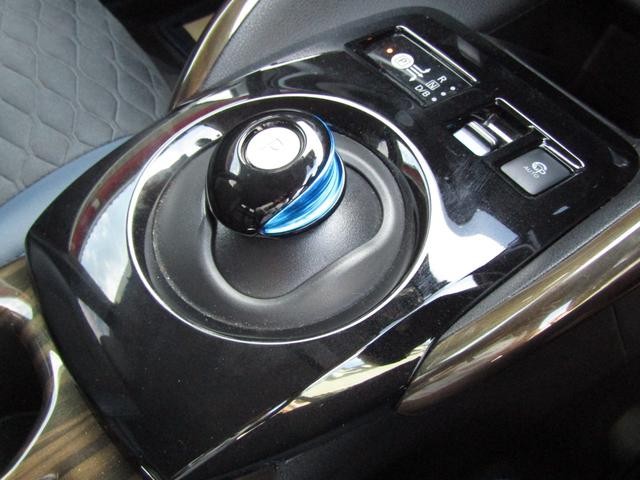 0701785A30260920W00413.jpg