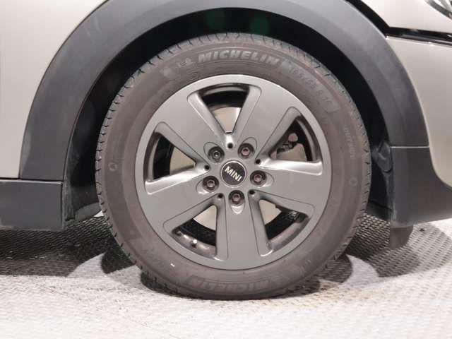 693f11ec1ddae206bf1cfcc31f1bc220.jpg