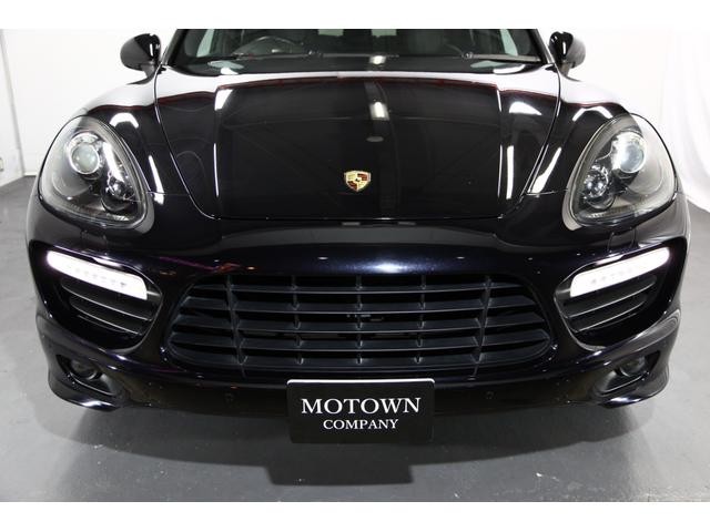 0701375A30260919W00117.jpg
