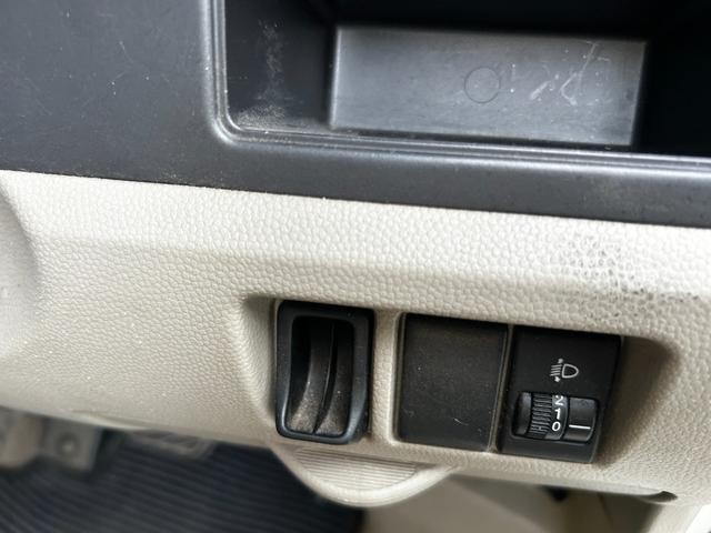 0500312A30260903W00415.jpg