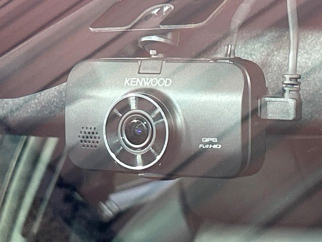 8db92d9376f0543ef251643333898016.jpg
