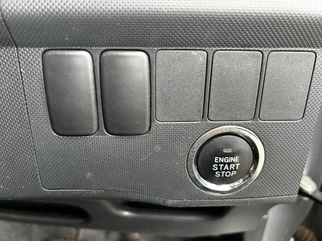 0500312A30260903W00716.jpg