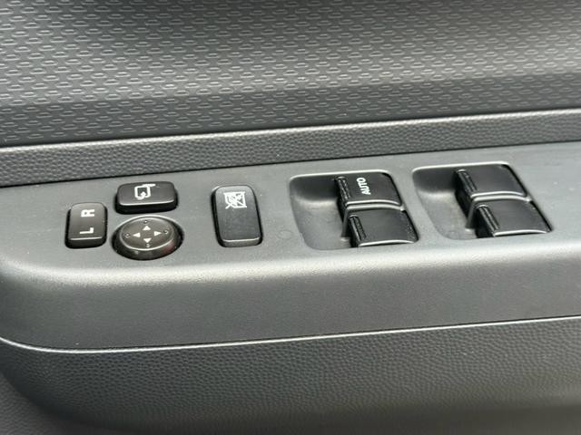 0710193A30260901W00213.jpg