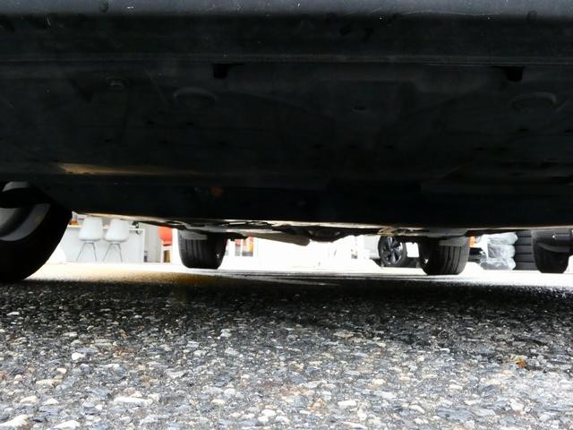 0710176A30261007W00119.jpg