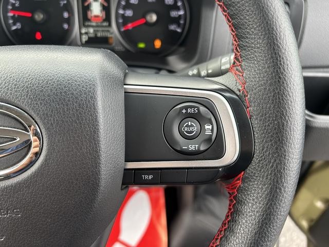 0702323A30260920W00115.jpg